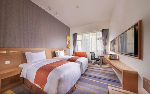 Holiday Inn Express Chengdu Huanhuaxi by IHG