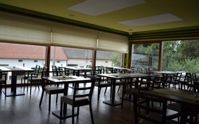 Topolský pivovar, restaurace a penzion