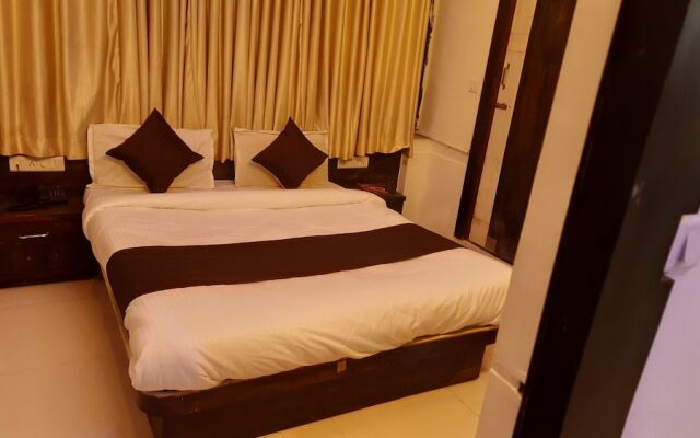 Hotel Kum Kum By OYO Rooms