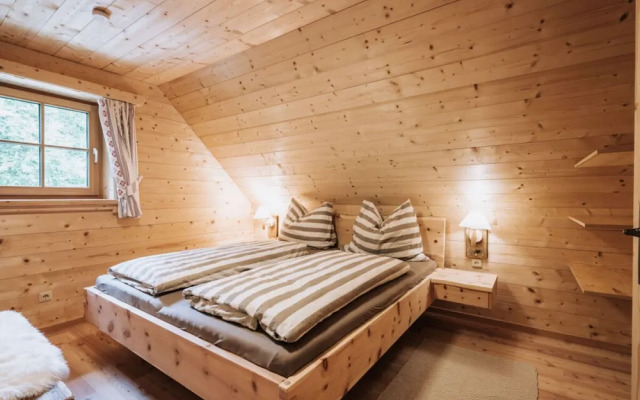 Webertonihutte Modern Retreat