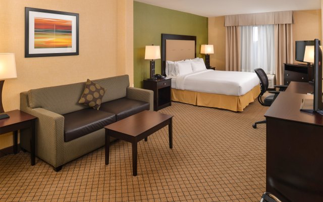 Holiday Inn Express Sacramento Airport Woodland, an IHG Hotel