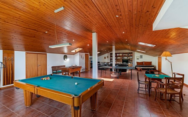 Spacious Villa With Heated Pool, Games Room, Sauna, A/C Sea View Villa Sol E Mar