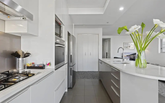 Astra Apartments Miller Street