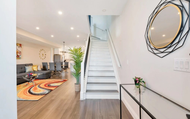 Marvelous New Townhomes for 16 guests