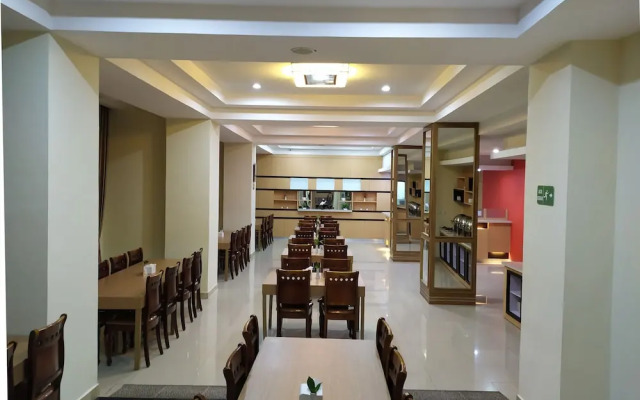 Hotel Rangkayo Basa Padang Panjang