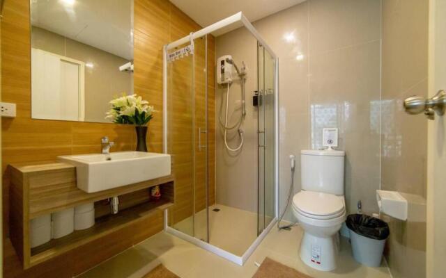 3BRs Townhouse near BigCCentre/Int.School