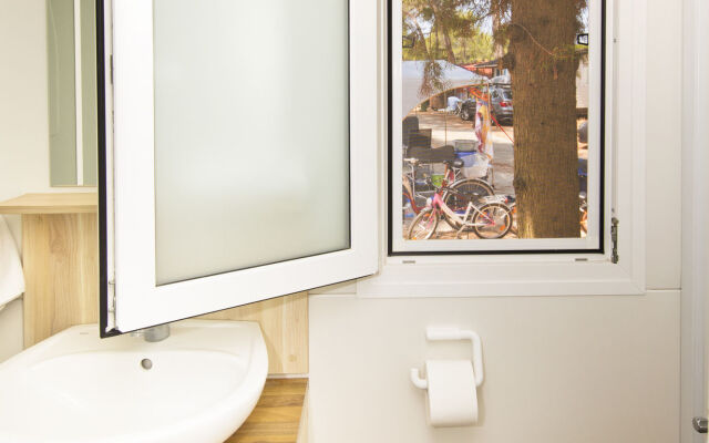 Zaton Holiday Resort Camping homes