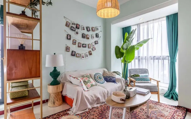Locals Boutique Apartment Huafa Plaza 30