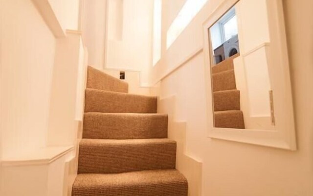 Courthouse Apartments