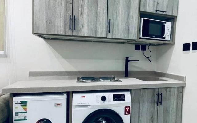 Calm Serviced Apartments 3