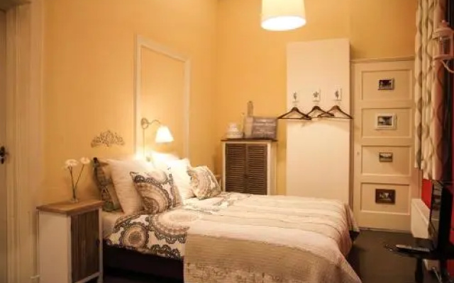 Bed & Breakfast `t Klooster