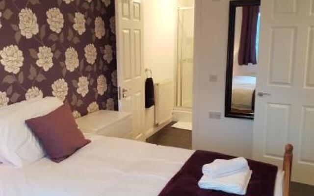 Bathgate Contractor and Business Apartment