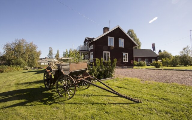 Prinsgårdens Rum & Stugor