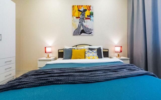 Пять звезд на улице Ленина 58