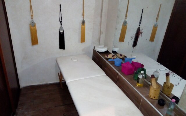 Riad Snan13