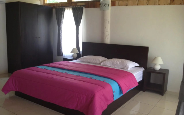 Pondok Anggrek Putih