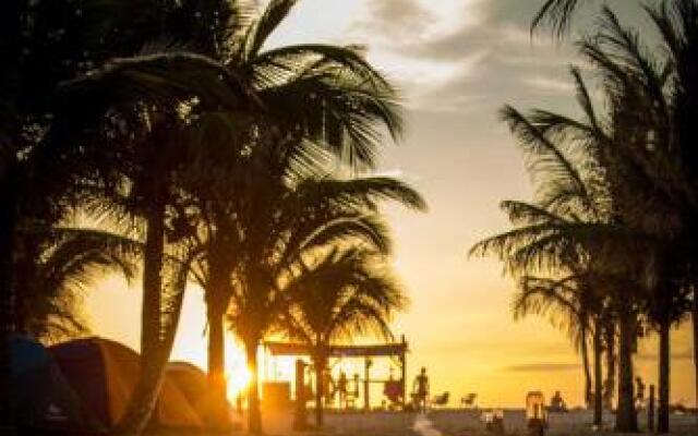 Coconut Hotel and Surf Hostel