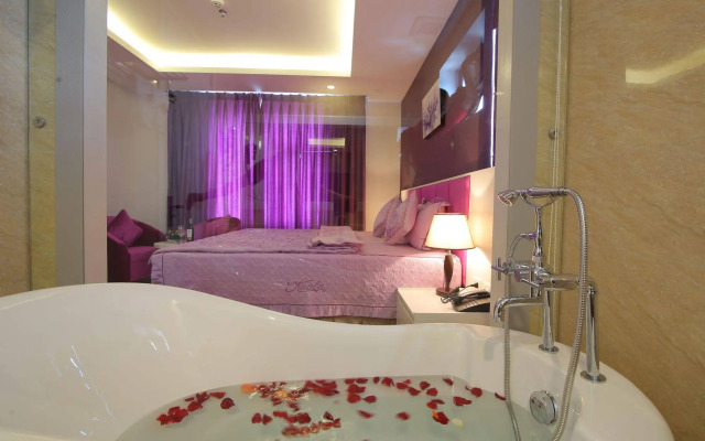 Lavencos Hotel Da Nang