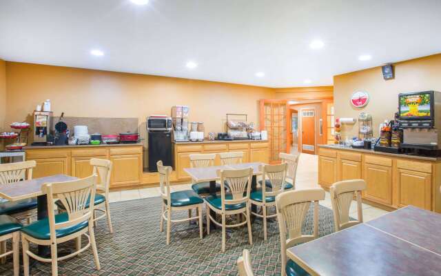 Ramada by Wyndham Spirit Lake/Okoboji