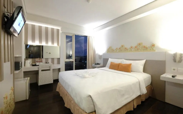All Nite & Day Yogyakarta Gejayan – Guest Rooms – Yogyakarta
