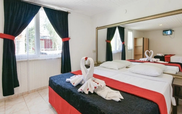 Side Altinkum Bungalow Hotel