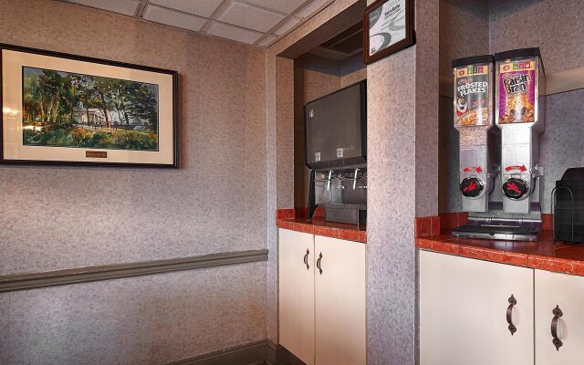 Spark by Hilton Hummelstown Hershey