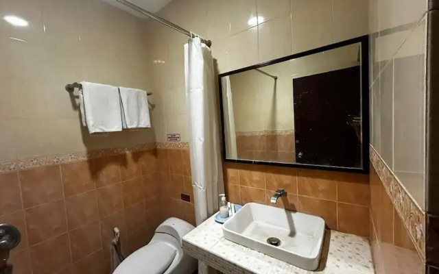 OYO 94442 Jebres Inn