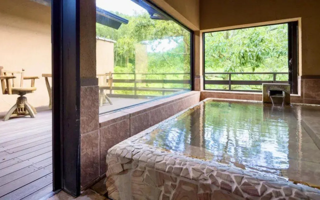 Kurokawa Onsen Satonoyu Waraku