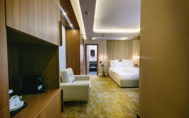 Yasu Luxury Rooms