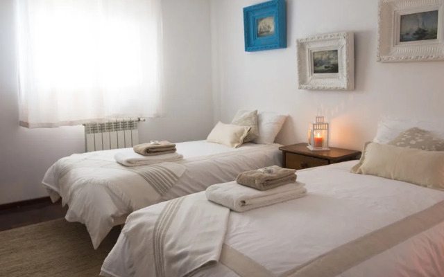 Laneez Ericeira Surf House - Hostel