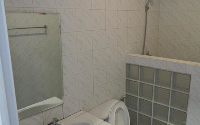 Pranee Guesthouse