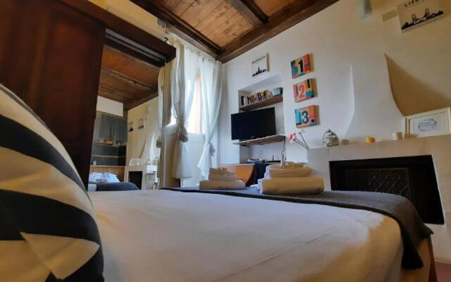 Campo De Fiori - Casa Pettinari 78