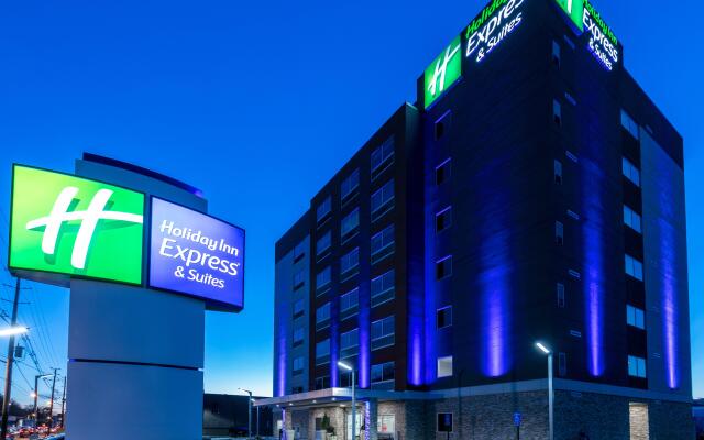 Holiday Inn Express & Suites Jersey City North - Hoboken, an IHG Hotel