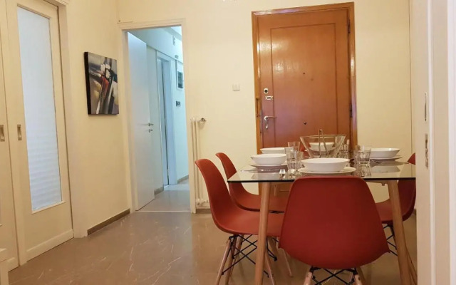 Menta errathens Apartment - Athens Center, 5 BD, 2 BATH