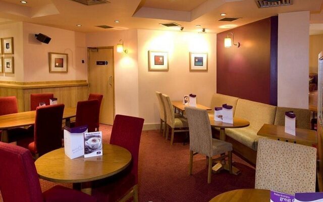 Premier Inn Manchester City Centre Portland Street