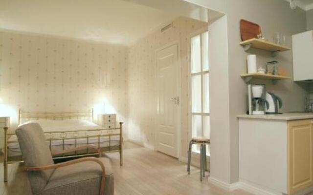 Jugend Home Hotel & Guest Home