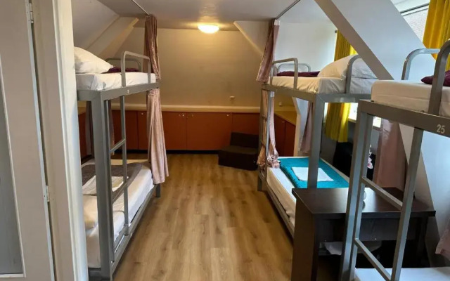 Room Mate Hostel