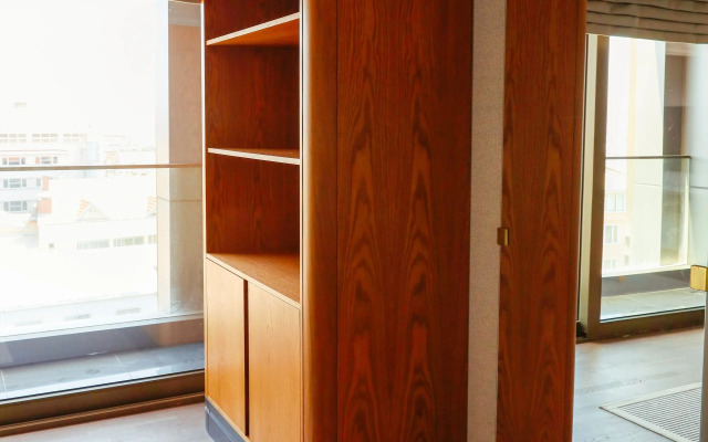 Zeno Suites Hotel