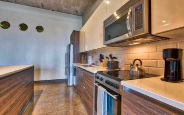 Luxury Downtown Dallas Stay By Amyfinehouse