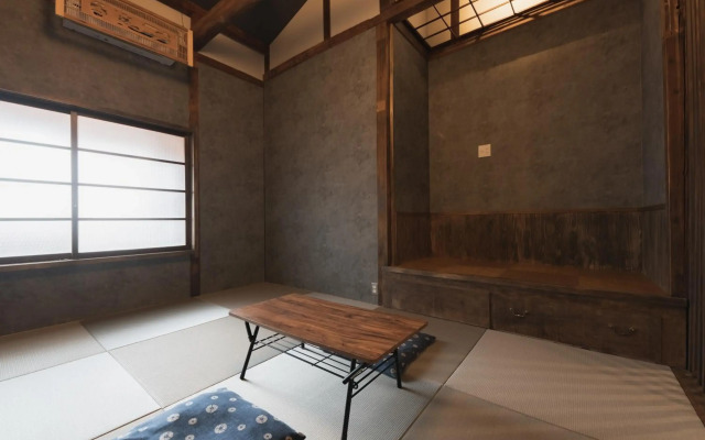 Traditional Apartment - Hostel