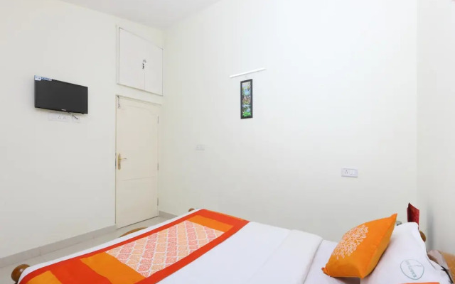 Rose Flower Nest by OYO Rooms