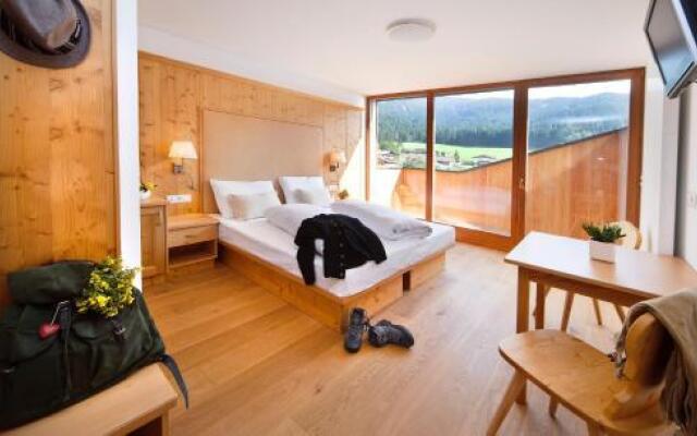 Helmhotel