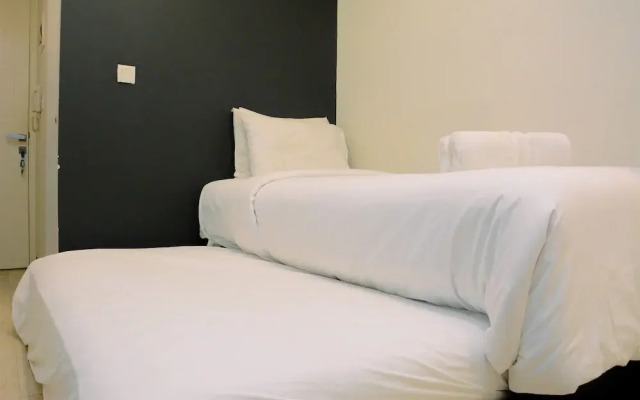 Modern and Full Parquette @ Studio Springlake Summarecon Apartment