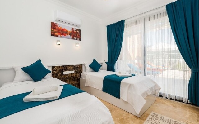 Villa Tepes by Akdenizvillam