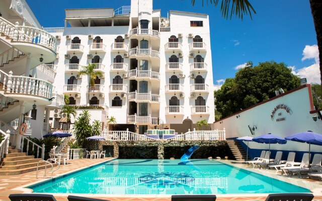 Hotel Anamichu Suites