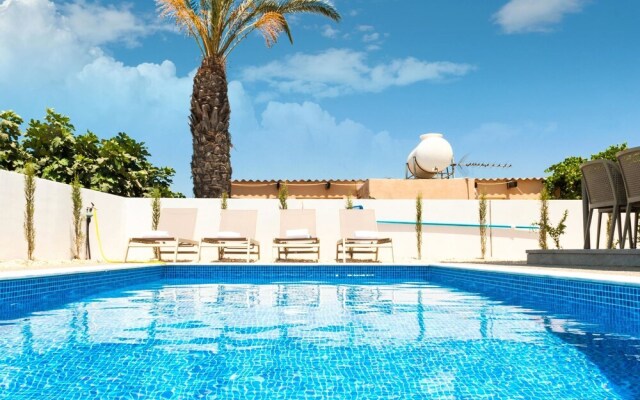 Ramida Paralimni in Paralimni