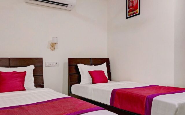 OYO 10595 Hotel Mirras