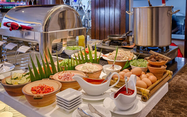 Sofia Suite Hotel Danang