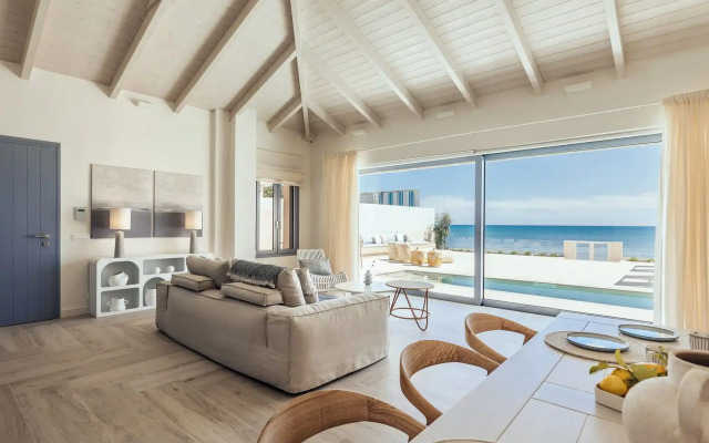 Salty Angel Sea Front Villa