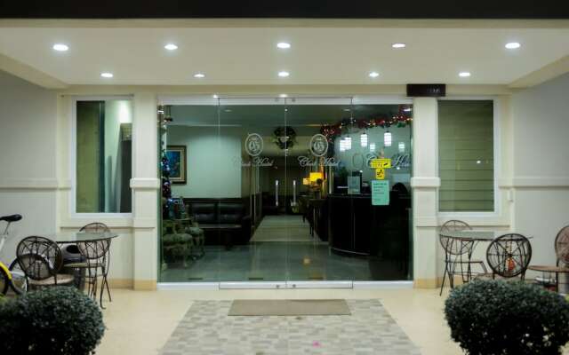 Clark Hotel